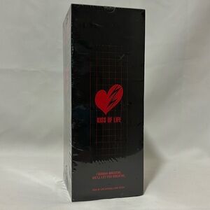 KISS of Life Official Light Stick